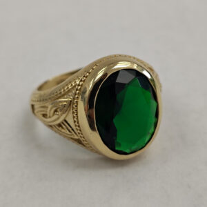 10K Yellow Gold Green Oval Stone Ring